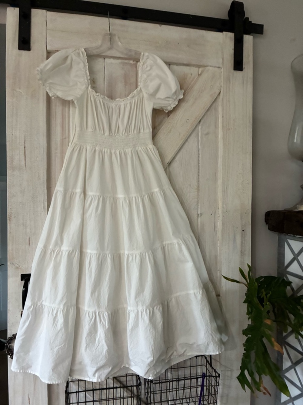 Astr White Tiered Maxi Dress with Puff Sleeves - Picture 3 of 5